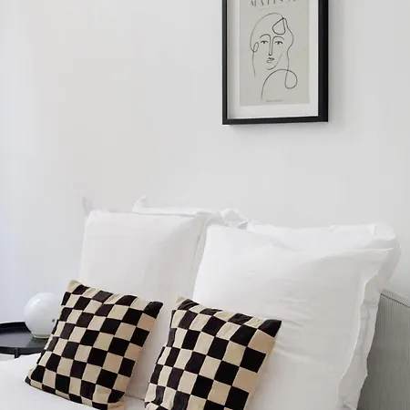 Perretti - Spacious Flat 2bdr Paris * Neuilly-sur-Seine
